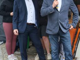 Eröffnung am Rathaus