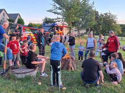 Fackelumzug mit den Friedebachern