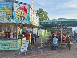 Eröffnung im Festzelt