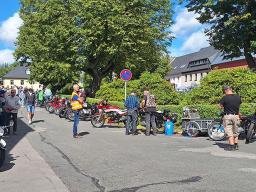 Oldtimer und Basar