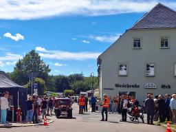 Oldtimer und Basar