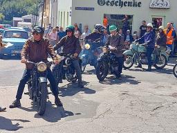 Oldtimer und Basar