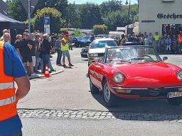 Oldtimer und Basar